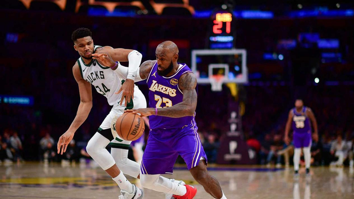 九游娱乐官方入口-NBA名记爆料：东契奇成湖人抢不到字母哥的关键原因！|里夫斯|吉安尼斯·安特托孔波|雄鹿|扬尼斯-阿德托昆博|俄克拉荷马雷霆队_新浪体育_新浪新闻