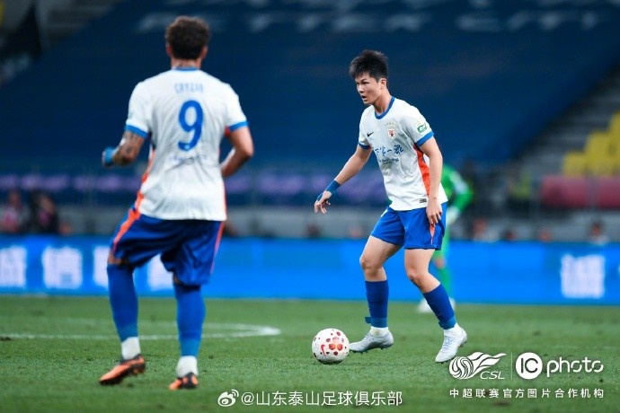 九游娱乐官方网站-5月30日，2026赛季中超联赛第15轮，山东泰山客场0-1惜败成都蓉城