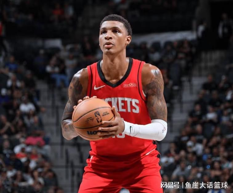 九游娱乐-火箭一点进步明显，杜兰特愿望成真！乌度卡很满意，一人也真该批